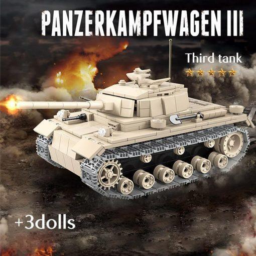 3 Figures 711 Teile WWII German Panzerkampfwagen III Tank Panzer Bausteine 