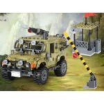 American Army Jeep with Roadblock Playset – 497 Pieces