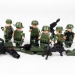 WW2 US Soldiers 6 Minifigures Pack with Weapons & Cannons