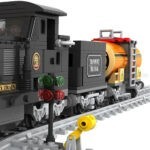 City Train Steam Locomotive – 483 Pieces