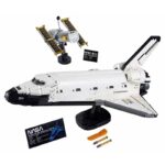 NASA’s Space Shuttle Discovery – 2354 Pieces